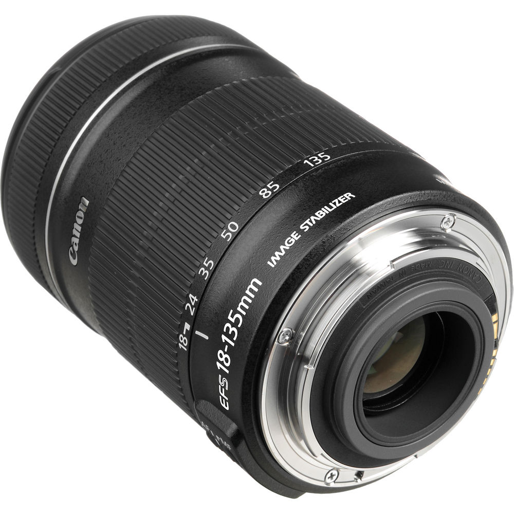 Canon EF-S 18-135mm f/3.5-5.6 IS Lens with Filter Kit